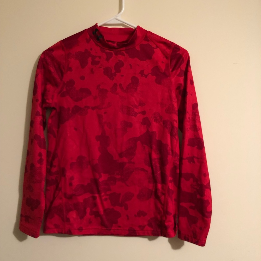 Under Armour Mock Neck Red Camo Youth Large